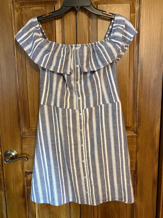 Hollister Dresses & Skirts - Hollister Navy and White Striped Off-Shoulder Cotton/Linen Dress. Size Large